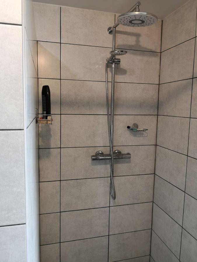 Pokoj Przy Jeziorze Daire Wizajny Dış mekan fotoğraf